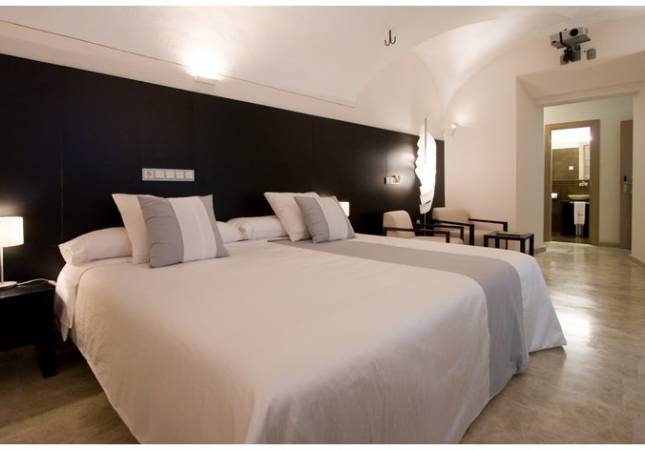 Los mejores precios en Hotel & Boutique Spa Adealba. El entorno más romántico con nuestro Spa y Masaje en Badajoz